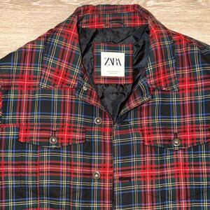 Zara Men's Red and Black Checkered Shirt Jacket